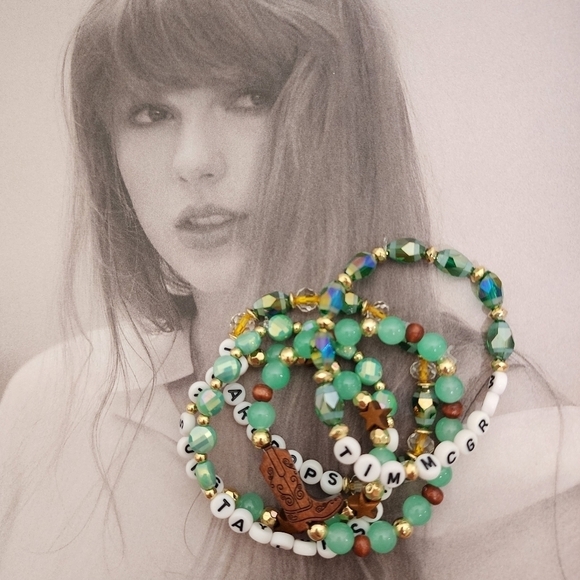 Taylor Swift Tim McGraw Handmade Friendship Bracelets Set Of 5 - Picture 1 of 10